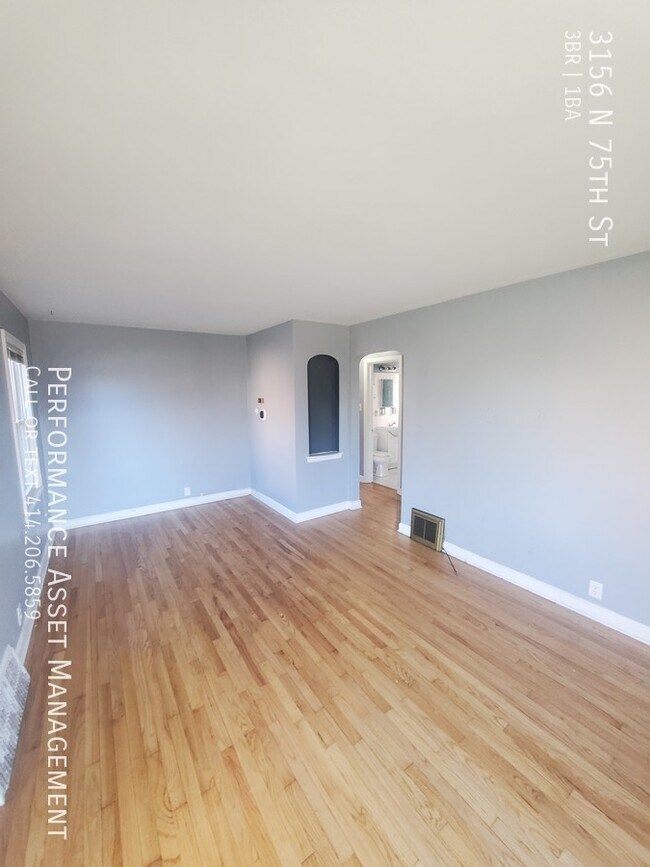 Foto del edificio - Charming 3BED/1BATH Cape Cod on Milwaukee/...