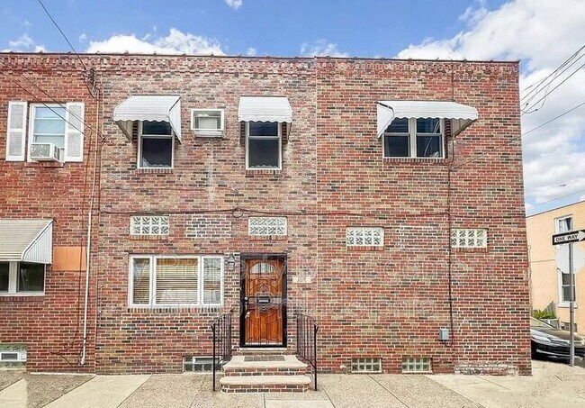 Foto del edificio - 2938 Almond St
