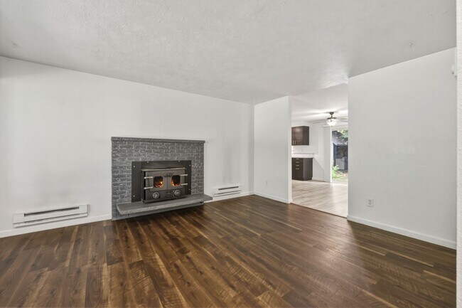 Foto del edificio - 6624 Littlerock Rd SW