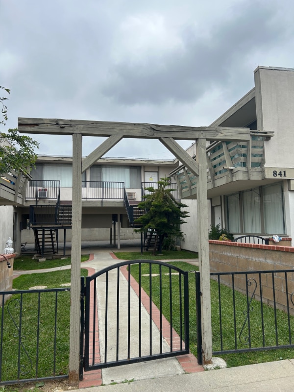 Photo - 841 N Orange St (La Habra, CA)