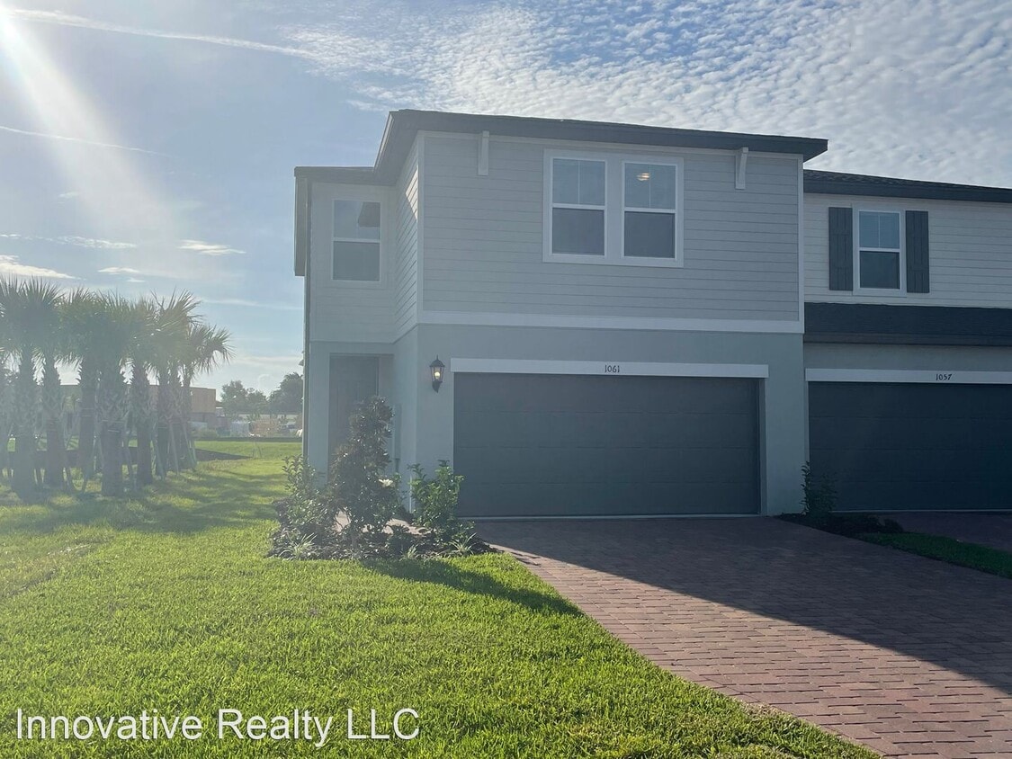 3 br, 2.5 bath House 1061 Desert Candle Dr. House Rental in Ocoee