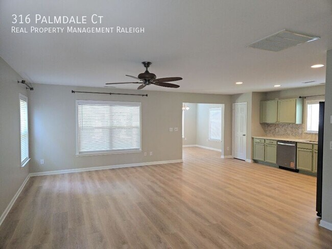 Foto del edificio - 316 Palmdale Ct