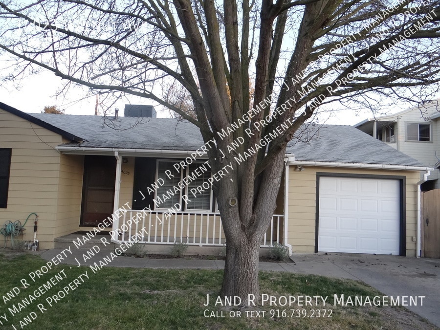 Foto principal - 14023 Walnut Ave