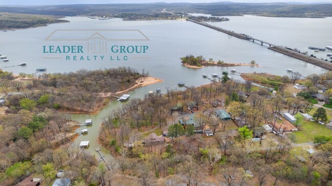 Foto del edificio - Waterfront Rental on Lake Eufaula!