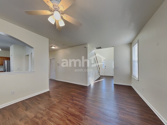 Foto del edificio - 1710 Beeson Park Ln