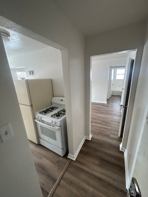 Foto del edificio - 2616 Newport Ave