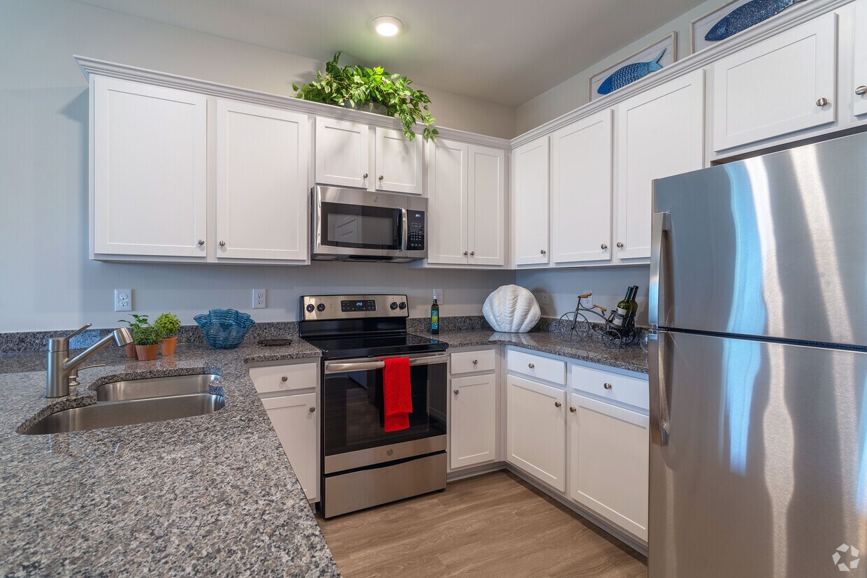 Stepping Stone at Bridgewater Apartments 943 Lilyturf Cir Little