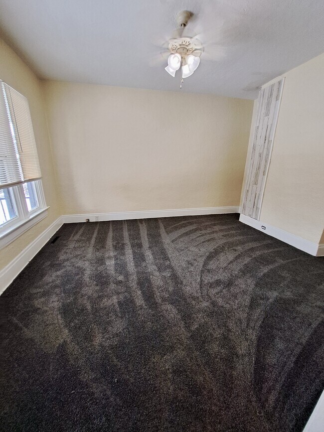 Foto del edificio - 1122 Beaumont Ave