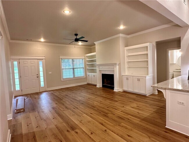 Foto del edificio - 2137 E Stanwyk Dr