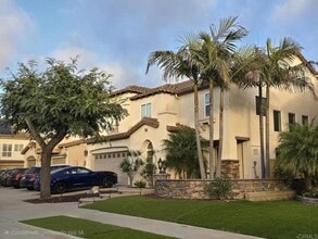 Building Photo - 817 Briarpoint Pl
