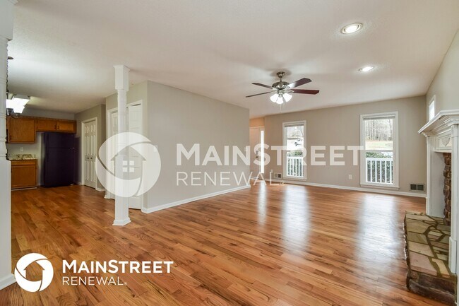 Building Photo - 3 Dene Dr