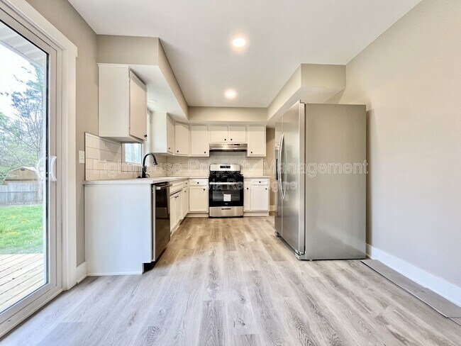 Foto del edificio - 818 Delray Ave SE