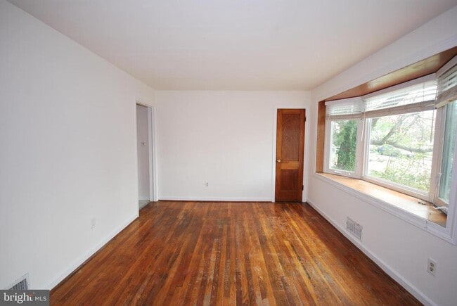 Foto del edificio - 5028 Nantucket Rd
