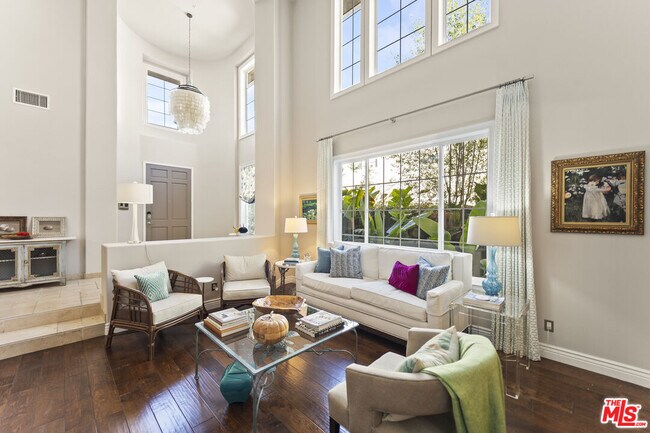 Foto del edificio - 6738 Andover Ln