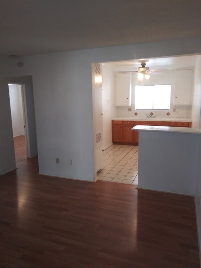 Building Photo - 13320 S Vermont Ave