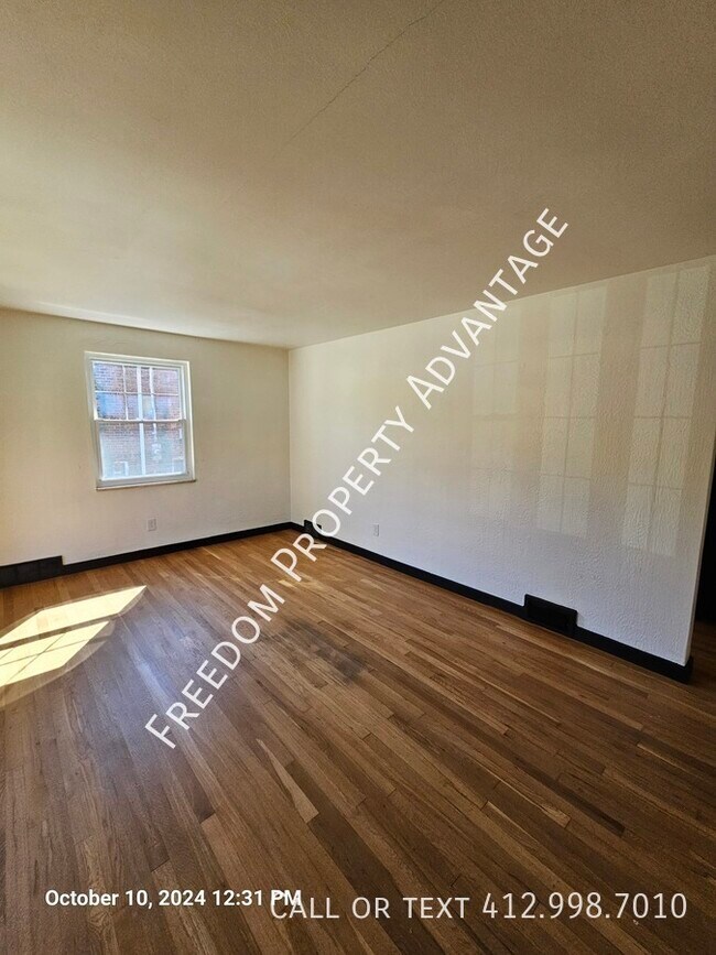 Foto del edificio - 4618 Echo Glen Dr
