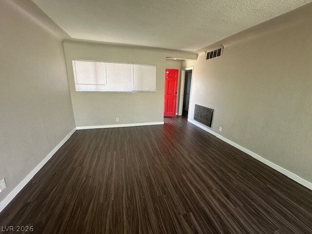 Foto del edificio - 223 N 14th St