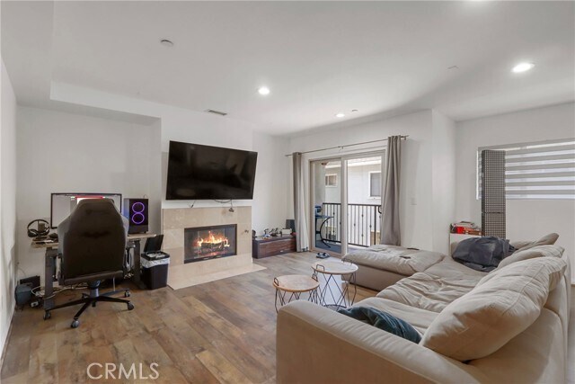 Foto del edificio - 1611 W 208th St