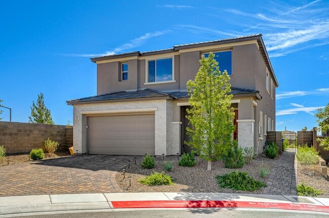 Building Photo - Stunning Fully Furnished 5-Bedroom Home in...