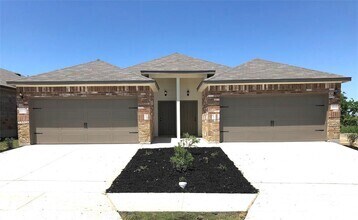 Building Photo - 492 Jack Rabbit Ln