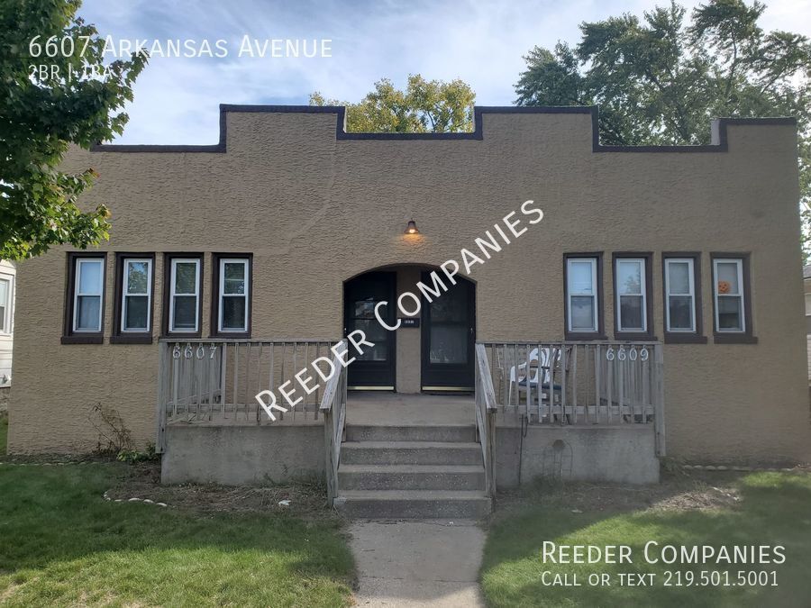 Large 2 bedroom Bungalow in Hammond House for Rent in Hammond, IN