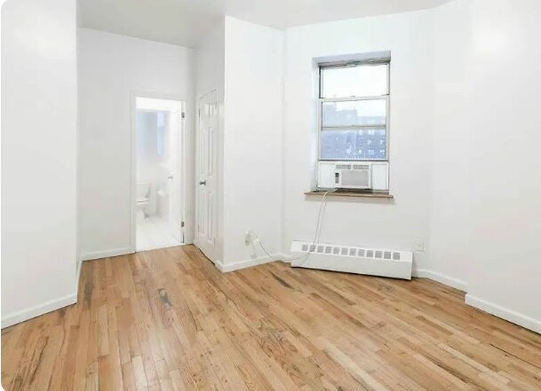 Foto del edificio - 212 Elm St NW