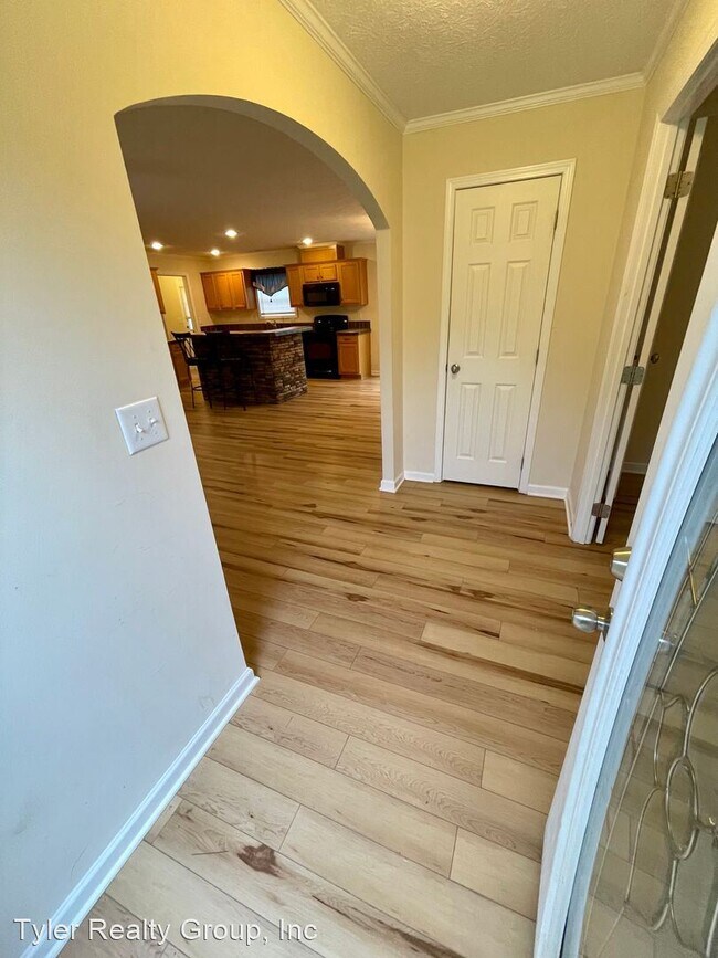 Building Photo - 3 br, 2 bath House - 9903 Boisseau Road