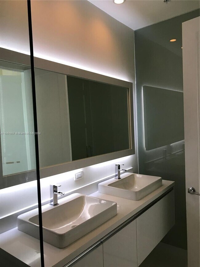Foto del edificio - 10255 NW 63rd Terrace
