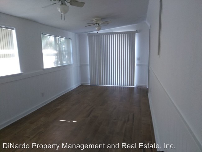 Building Photo - 2 br, 2 bath House - 151 Holland Rd