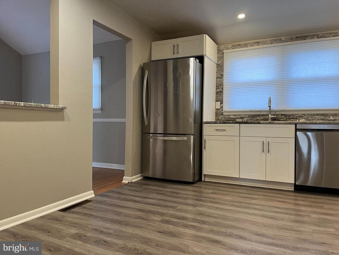Foto principal - 1122 Harvest Rd