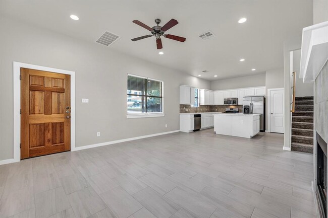 Foto del edificio - 1711 E 16th St