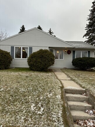 Building Photo - 1111 Bonnie Ct