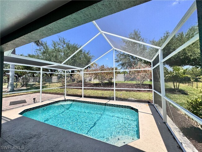 Foto del edificio - 17974 Oakmont Ridge Cir