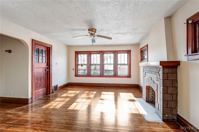 Foto del edificio - 27 East End Ave