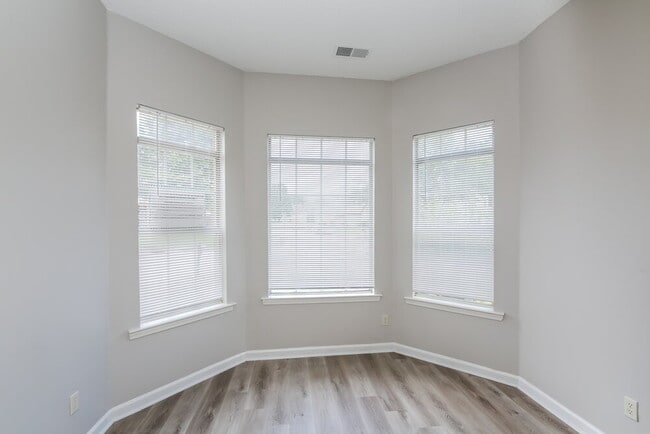 Building Photo - 3875 Neyland Valley Dr