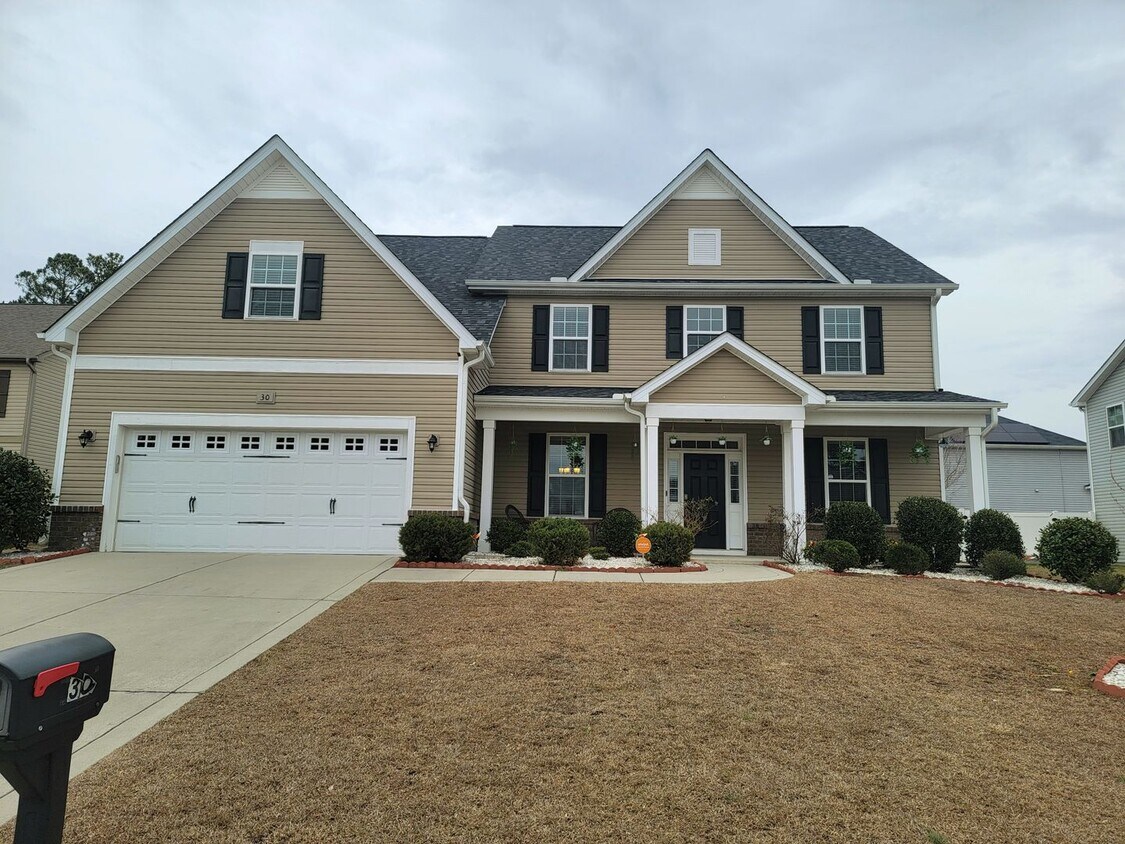 30 Yaupon Cir, Spring Lake, NC 28390 House Rental in Spring Lake, NC
