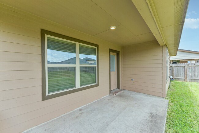 Foto del edificio - 2731 Bergen Bay Ln