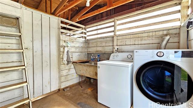 Building Photo - 615 22nd Ave