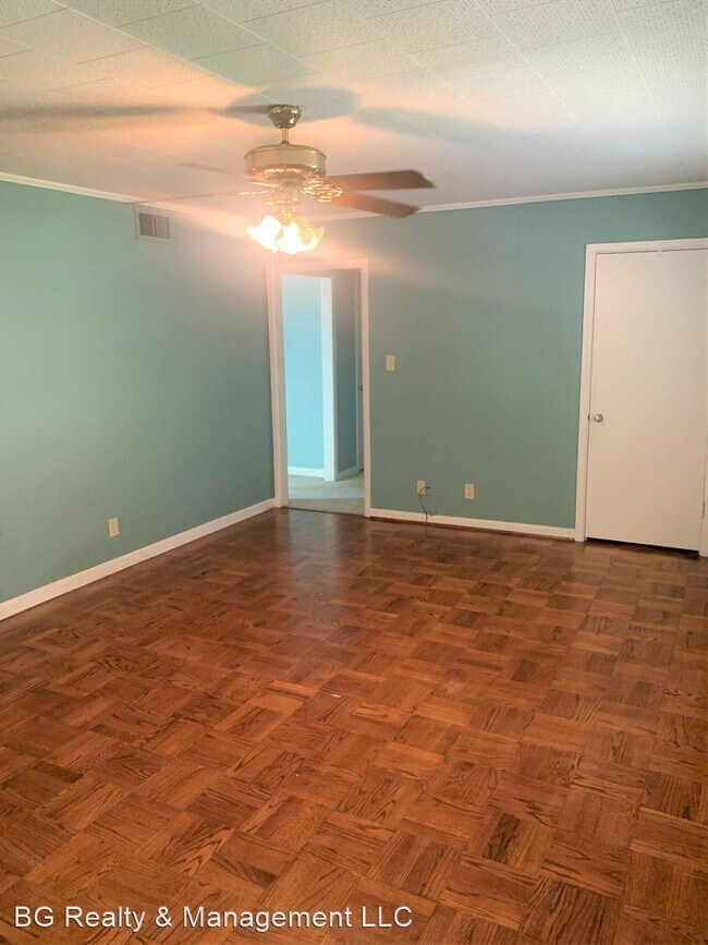 Foto del edificio - 3 br, 2 bath House - 701 Beverly Drive