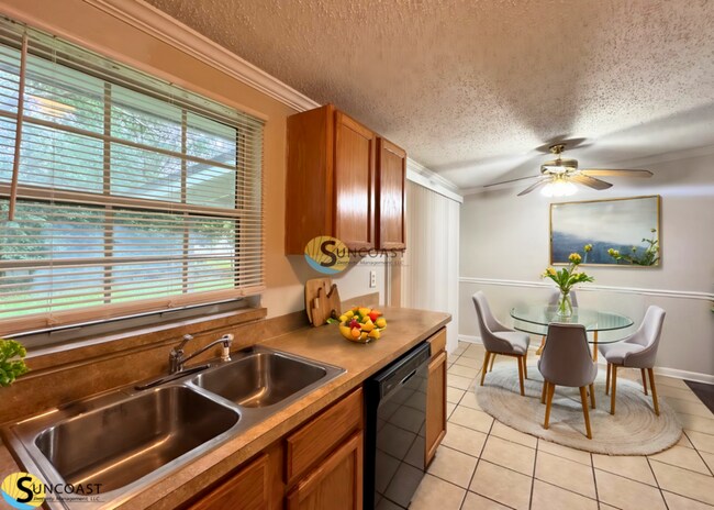 Foto del edificio - 4260 Varner Rd