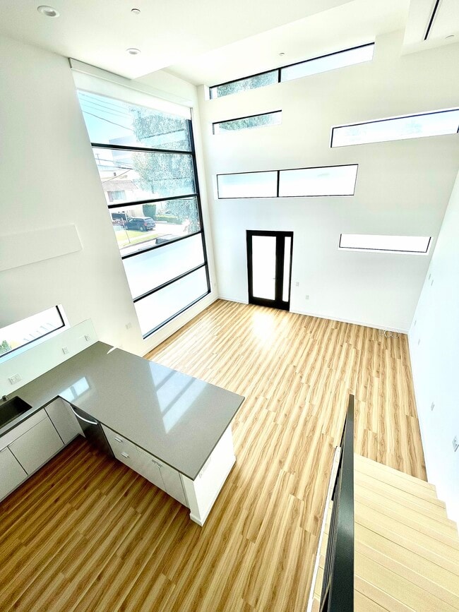 Foto del edificio - 10839 Kling St