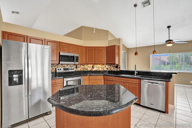 Foto del edificio - 10304 NW 50th Ct