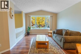 Building Photo - 4012 Acorn Cres