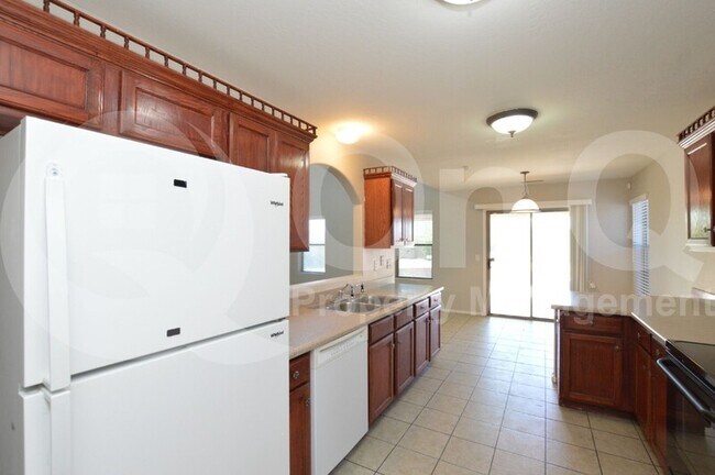 Foto del edificio - 9112 S Parkside Ln W