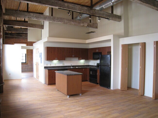 Foto del edificio - 2 Bed Loft Coming Soon