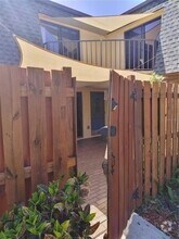 Building Photo - 3828 Saxon Dr