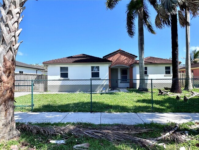 Building Photo - 21405 Ingraham Ave Rd