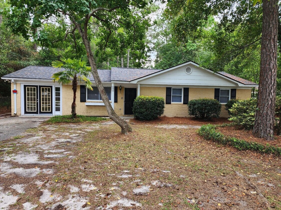 Primary Photo - 5854 Michelle Dr