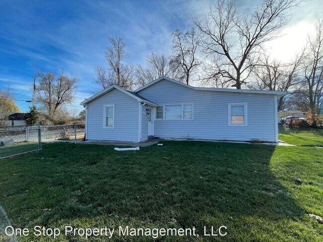 Building Photo - 3 br, 1 bath House - 801 S. Logan Ave