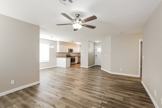 Building Photo - 1125 Purple Martin Ct